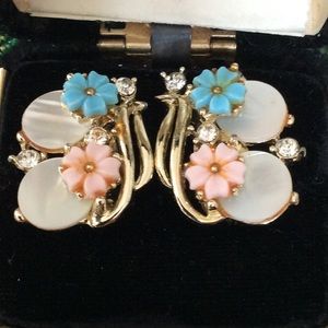 Vintage Clip-on Earring